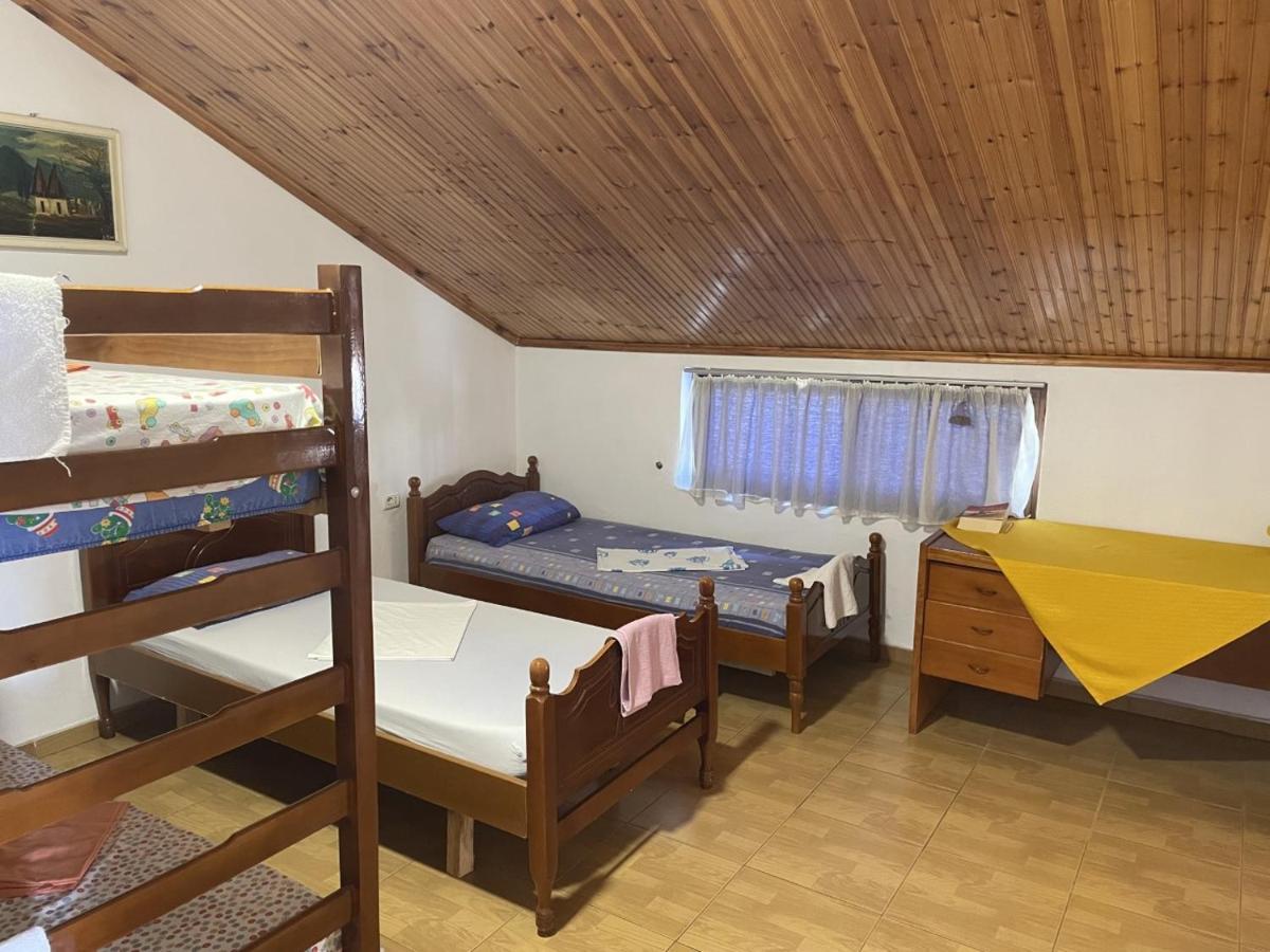 שקודר Happy Corner Guest House מראה חיצוני תמונה