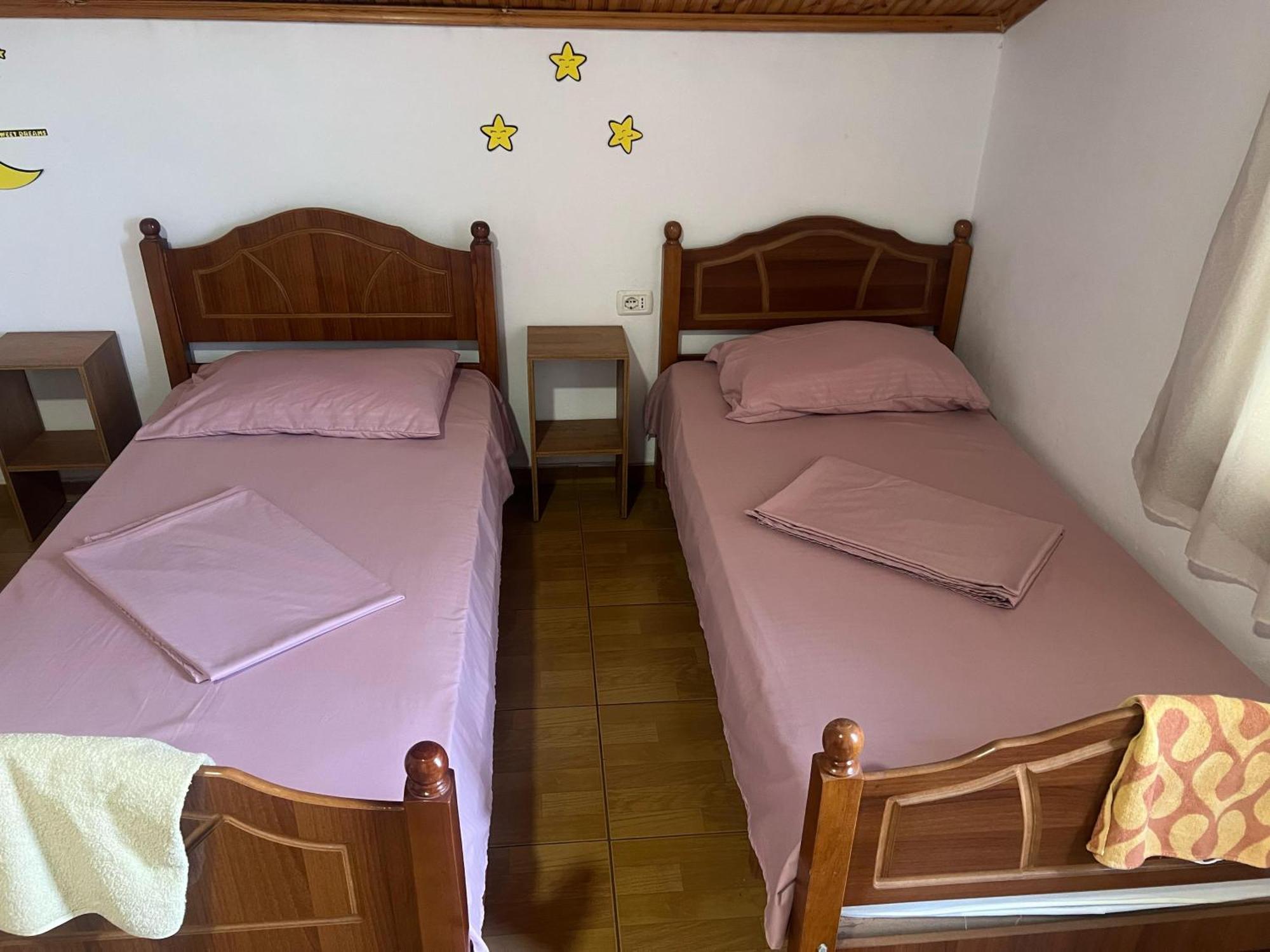 שקודר Happy Corner Guest House מראה חיצוני תמונה