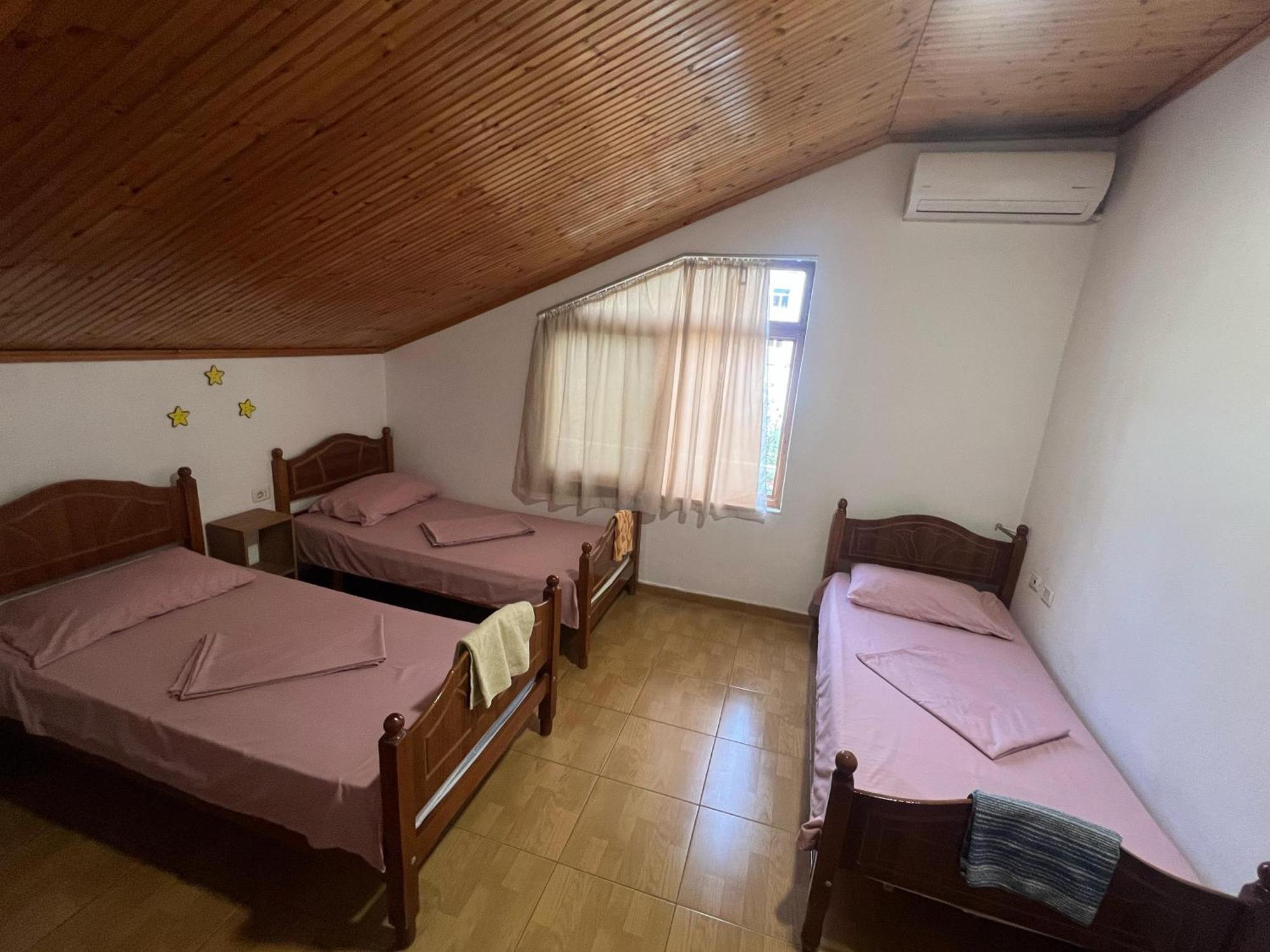 שקודר Happy Corner Guest House מראה חיצוני תמונה