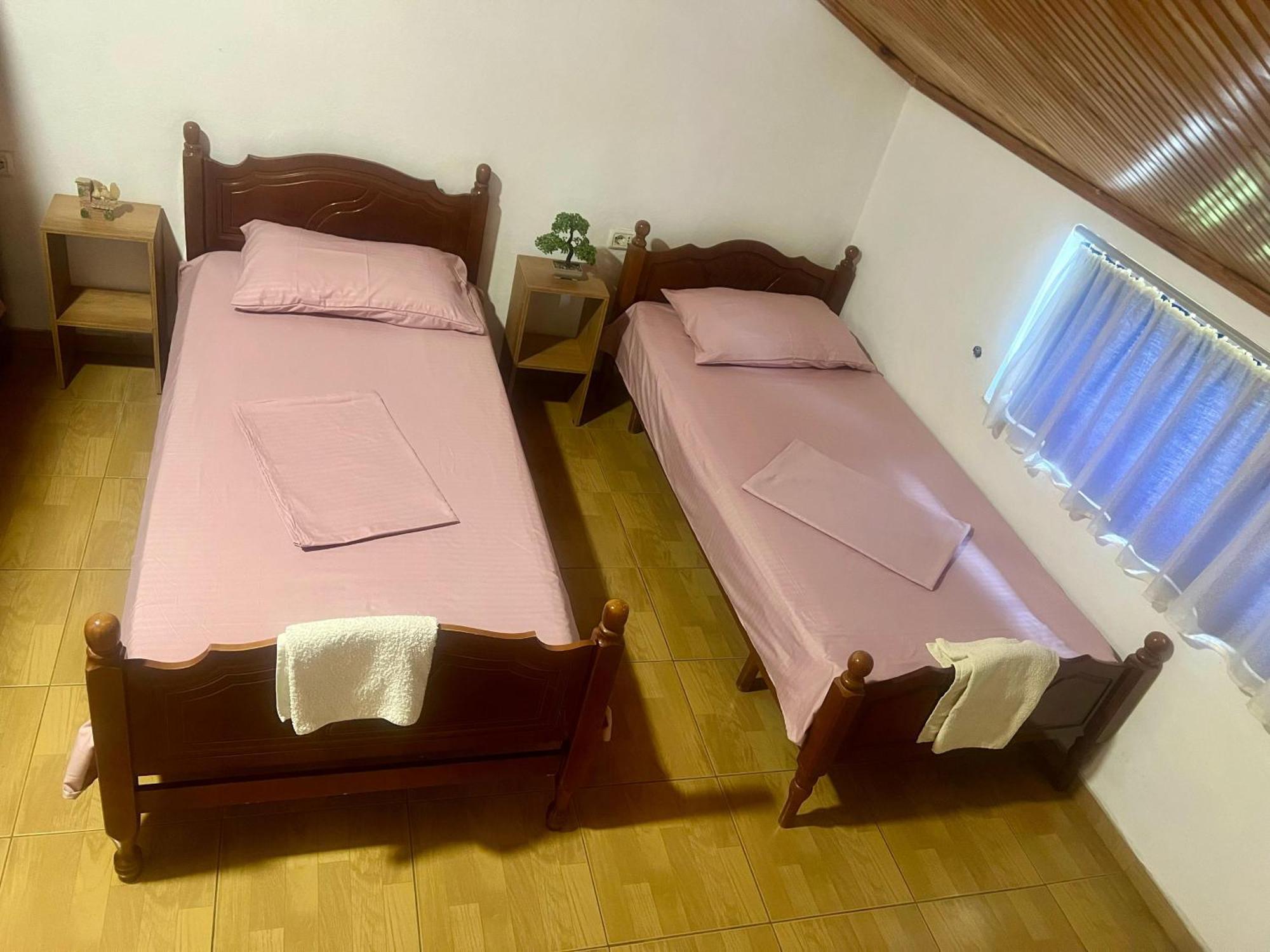 שקודר Happy Corner Guest House מראה חיצוני תמונה