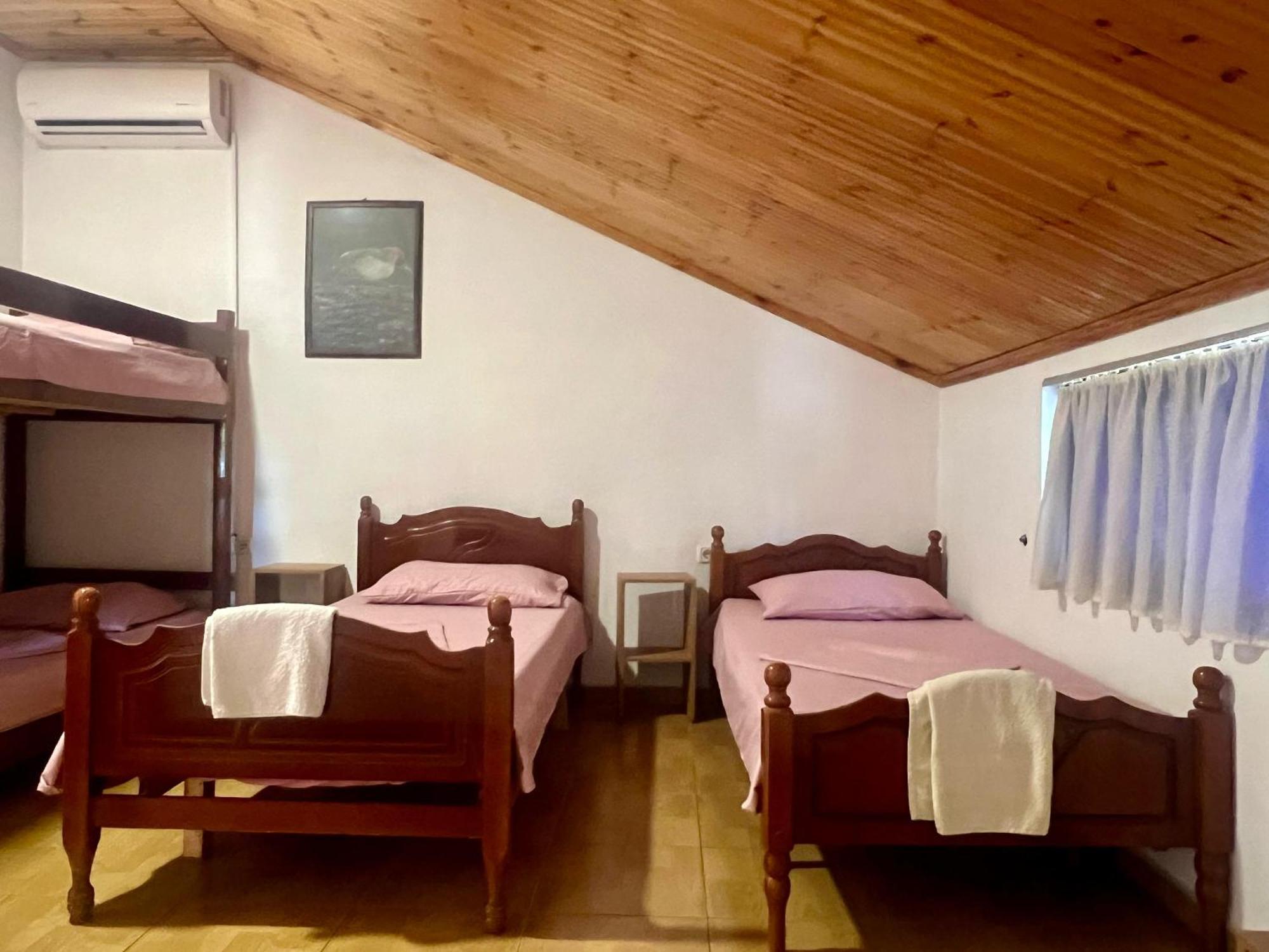 שקודר Happy Corner Guest House מראה חיצוני תמונה